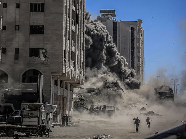 Bombardeo en Gaza. Foto: Saeed M. M. T. Jaras/Anadolu via Getty Images