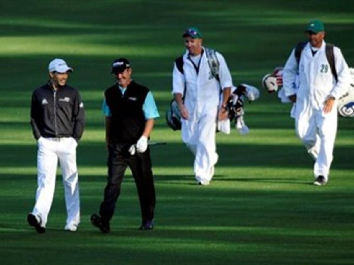 El joven norirlandés Rory McIlroy domina el Master de Augusta. Camilo Villegas es puesto 43