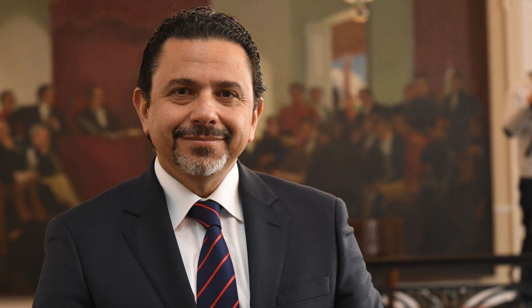 También inscribió el comité promotor de la lista al Senado