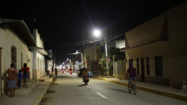 Sin embargo, la institución policial asegura que el auxiliar de policía resultó lesionado en San Jacinto con un arma de fuego institucional