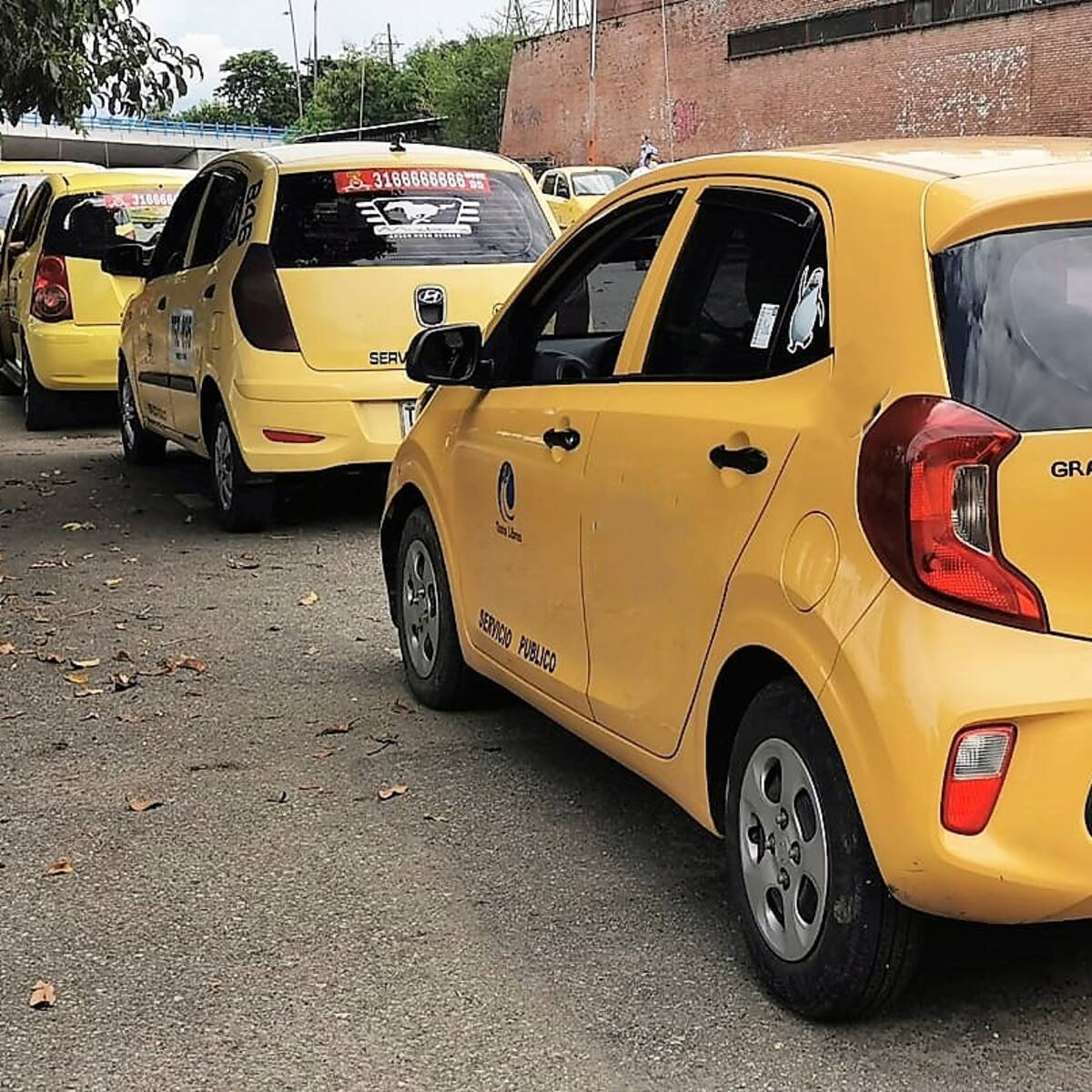 Taxistas de Neiva piden mayor organización para atender la temporada sampedrina
