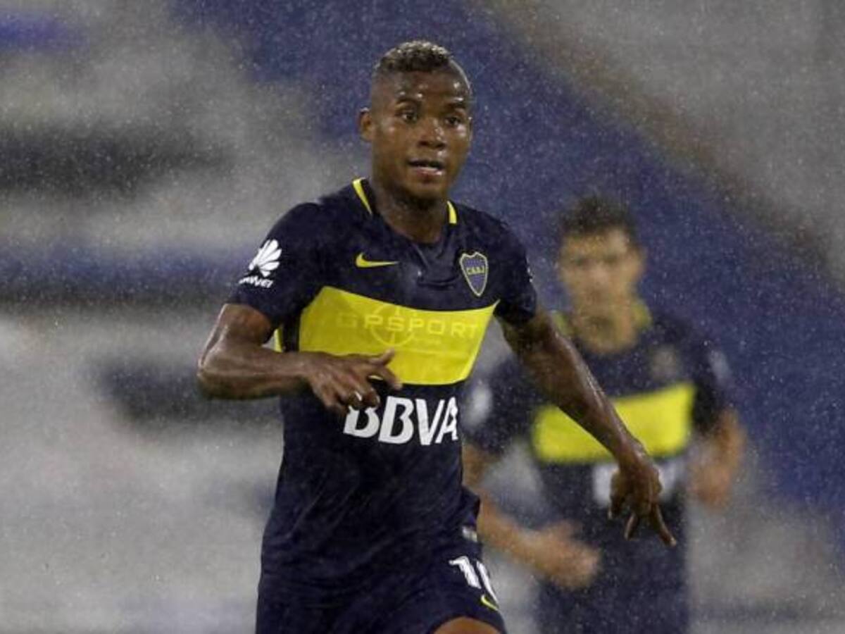Wilmar Barrios sufre fractura en un dedo de su mano izquierda