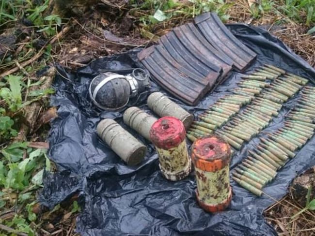 En Riofrío, Valle, hallan granadas y minas antipersonales