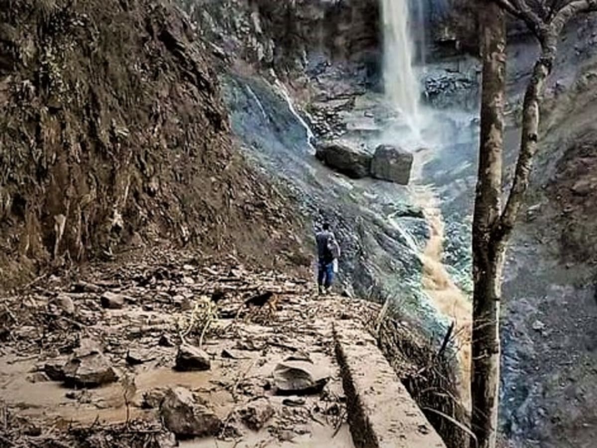 Avalancha destruyó cuatro puentes en Sotará, Cauca