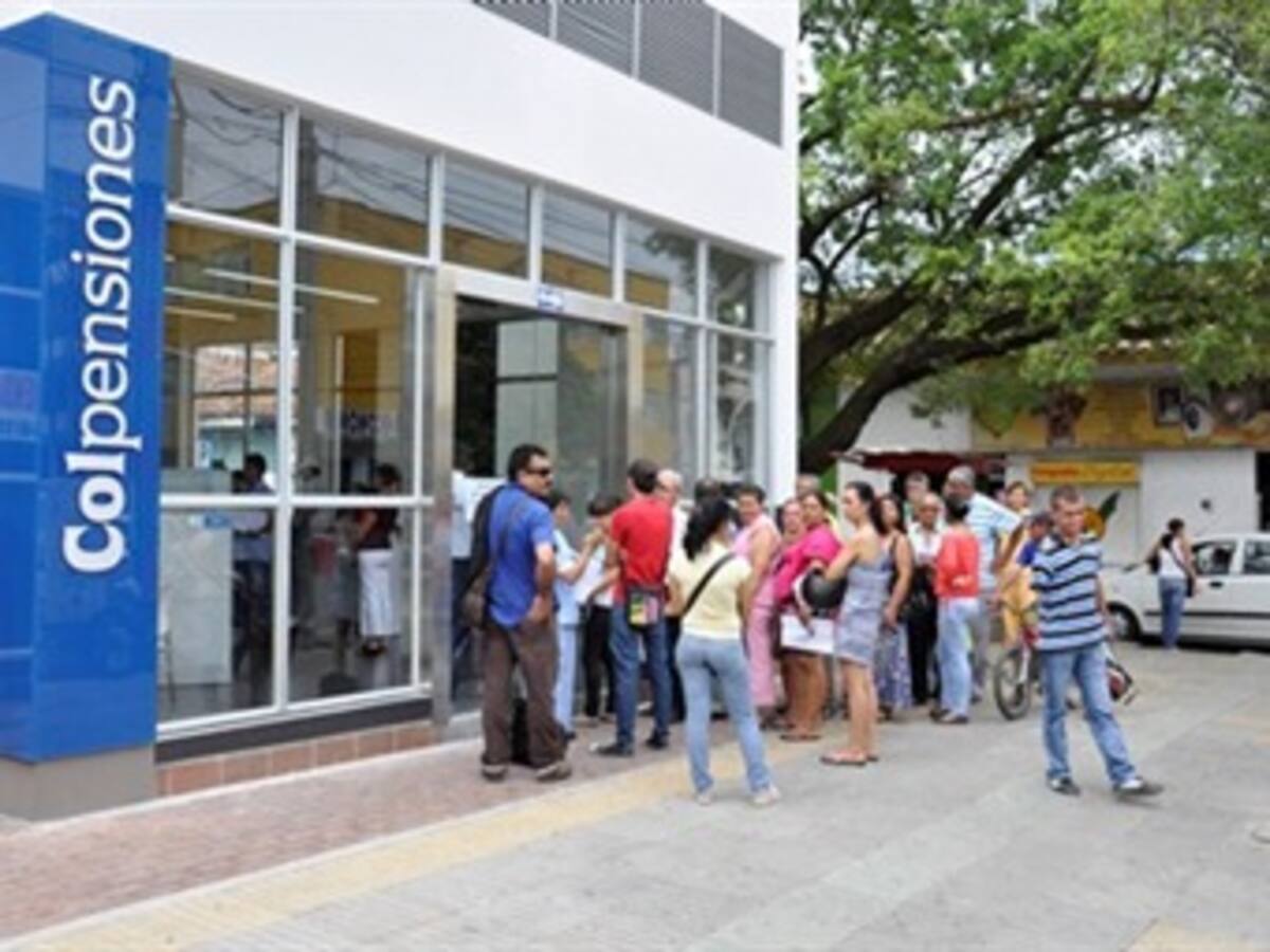 Procuraduría formuló pliego de cargos al presidente de Colpensiones
