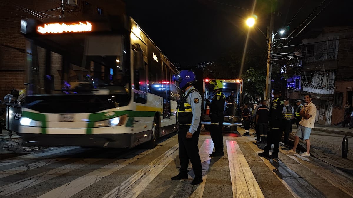 Aplicaron 79 multas e inmovilizaron 55 motos en el carril exclusivo del Metroplús