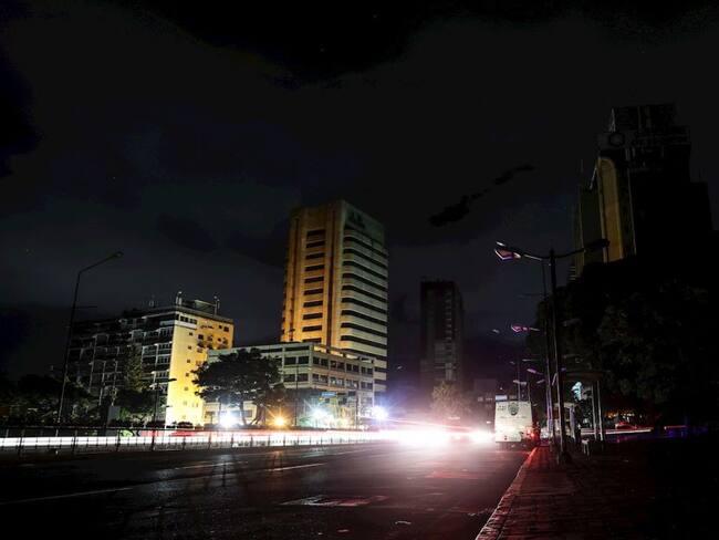 Crisis eléctrica en Venezuela solo es superable con un cambio político