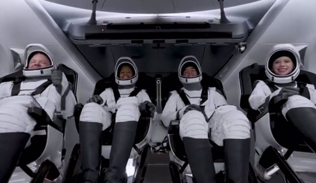 Los cuatro tripulantes de Inspiration 4 antes del lanzamiento