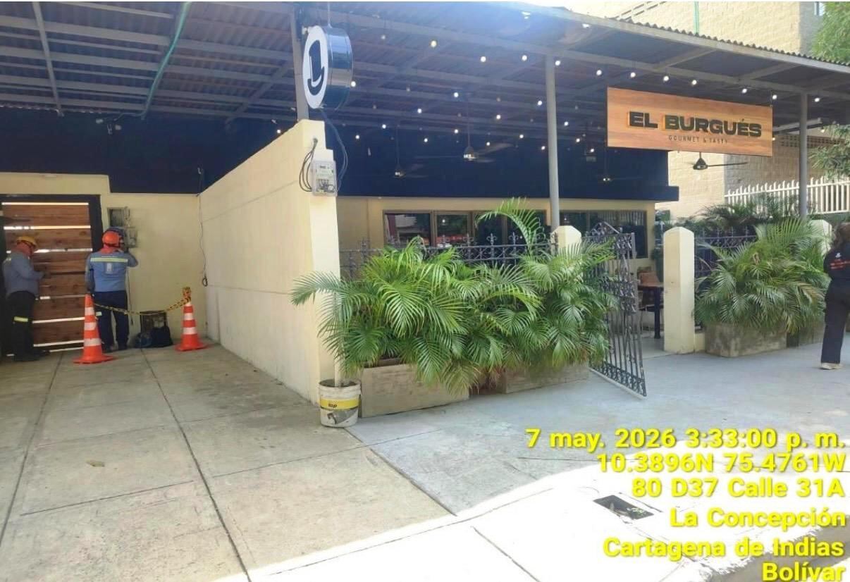 Durante una intervención técnica en el restaurante “El Burgués”, en el barrio La Concepción, fue hallada una conexión ilegal camuflada que habría generado pérdidas cercanas a los $40 millones