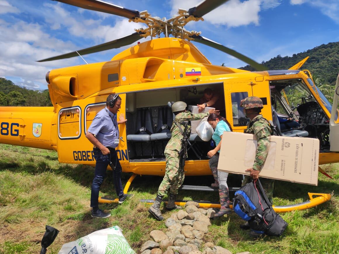 Envío de material electoral- foto Cuarta Brigada