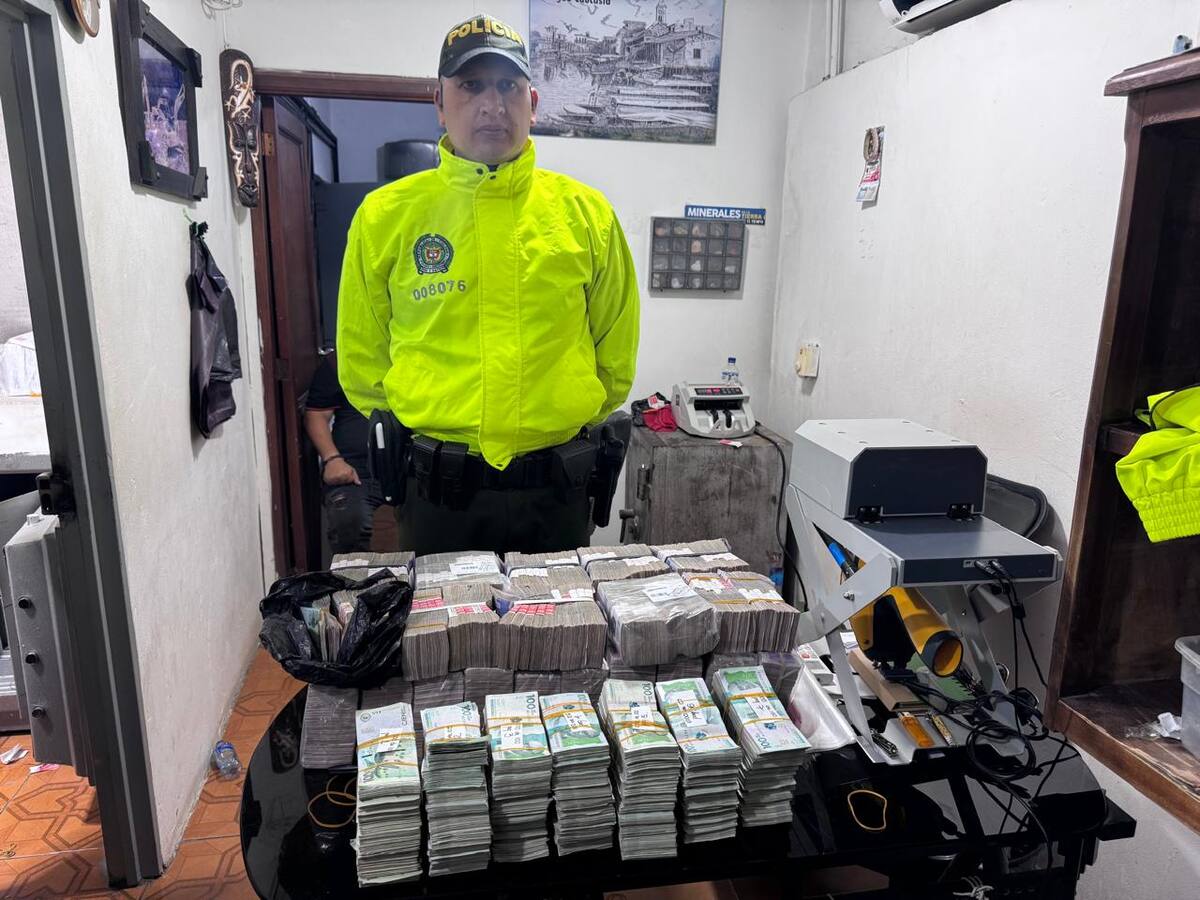 La policía incautó más de $2 mil millones a compraventas de oro en Caucasia