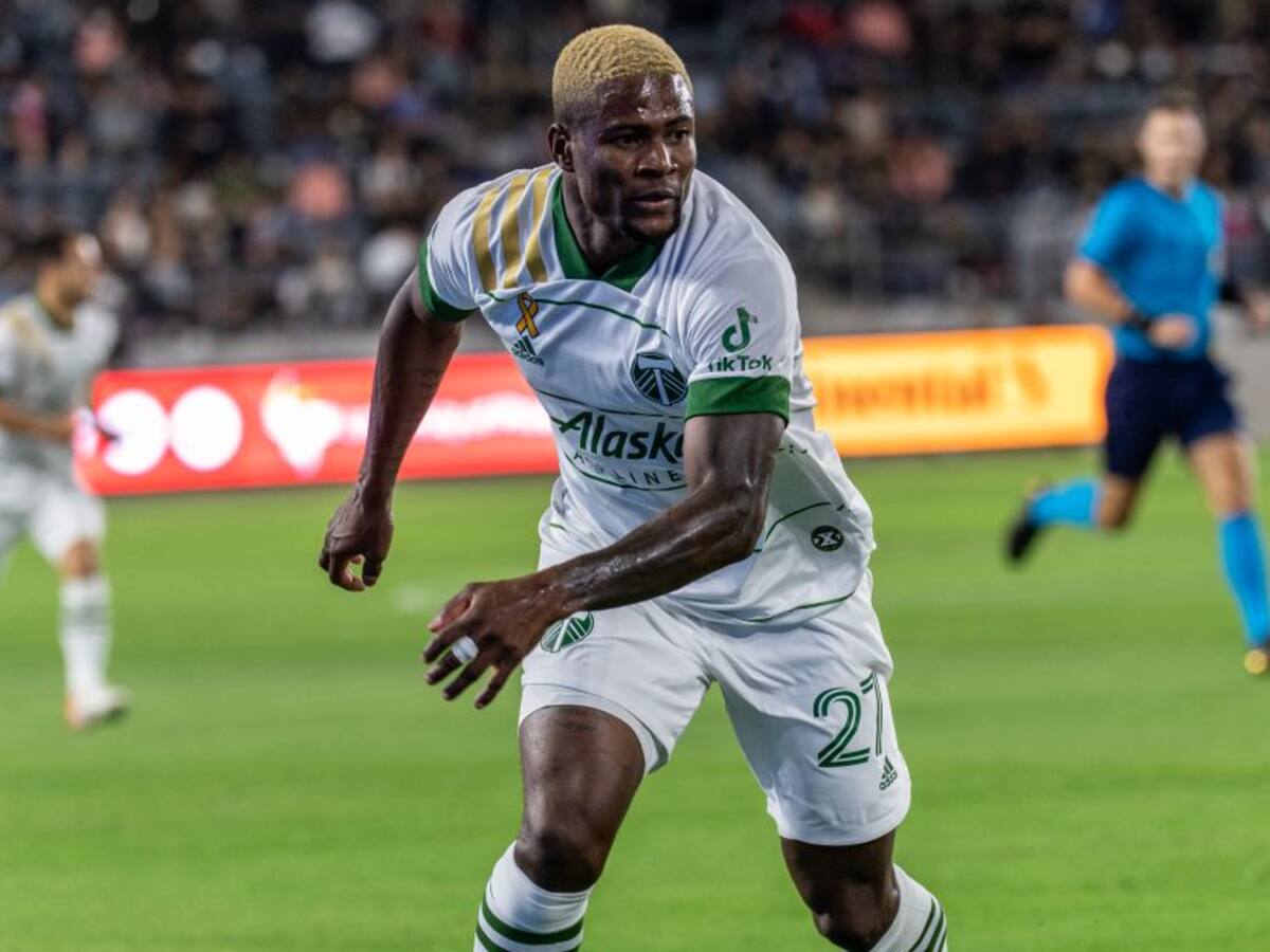 Digno de Puskás: Dairon Asprilla anotó impresionante gol de chilena en MLS