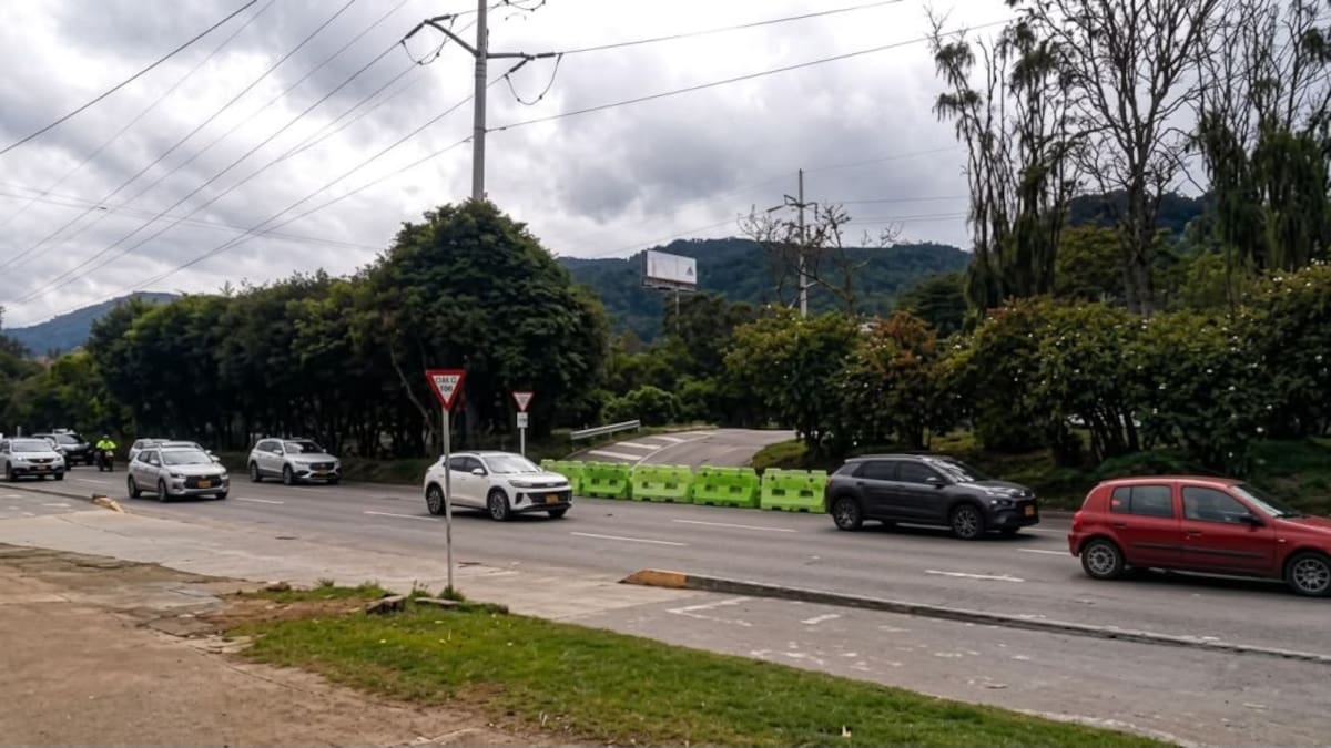 Secretaría de Movilidad interviene dos puntos de Bogotá para prevenir maniobras de riesgo