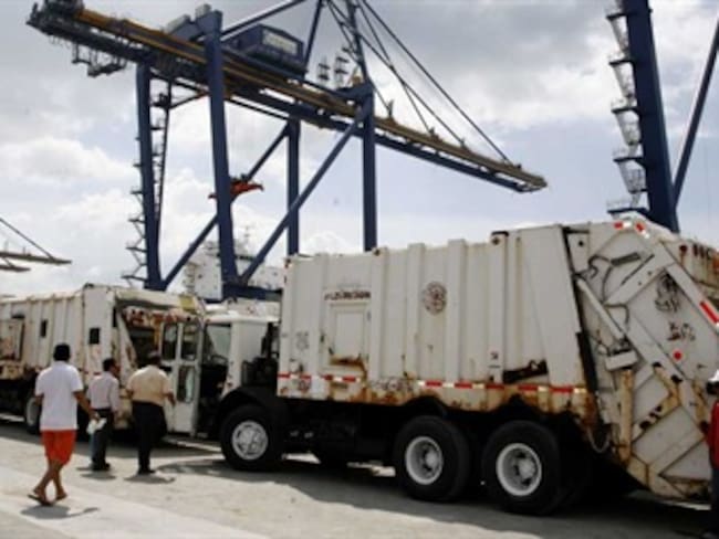 Procuraduría vigila proceso de importación de camiones recolectores de basura para Bogotá