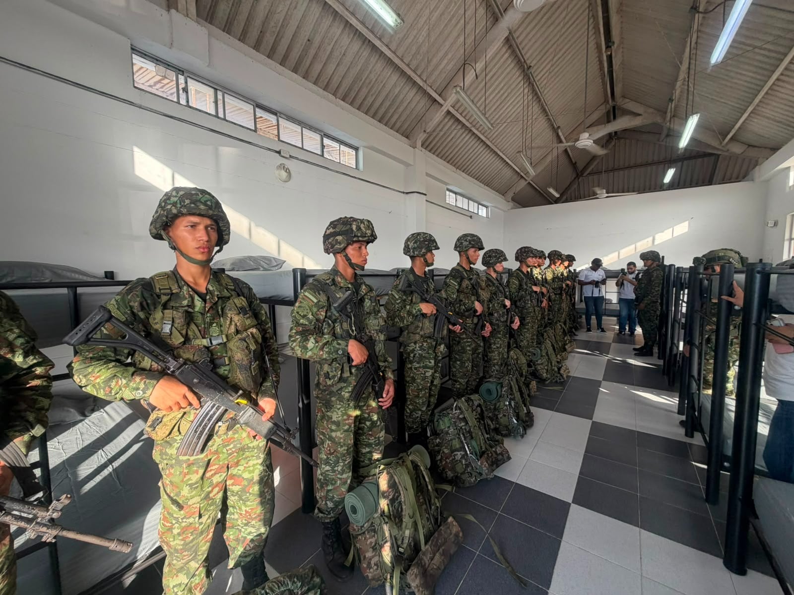 Inaugurada Base Militar Transitoria en Puebloviejo, Magdalena/ Gobernación del Magdalena.