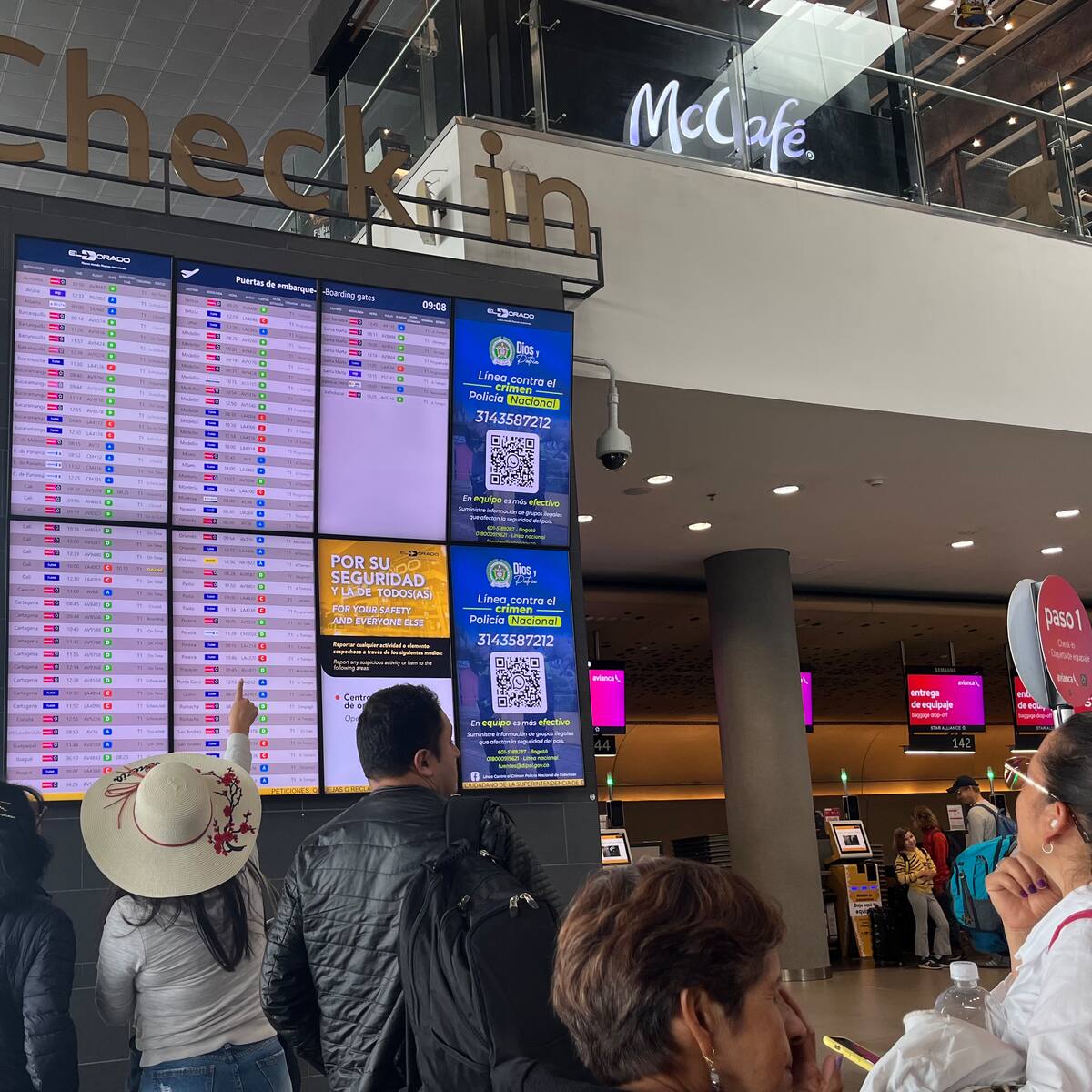 SuperTransporte tomó acciones por cancelaciones de vuelos a México tras fallas en sistema