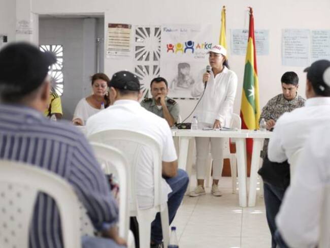 Alcaldía de Cartagena responde ante problemáticas de Tierra Bomba