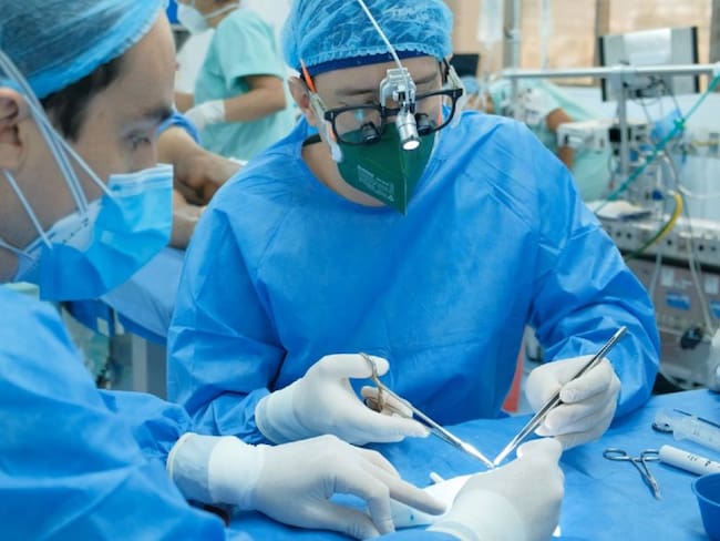 Médicos de la FCV crearon prótesis que remplaza la arteria aorta