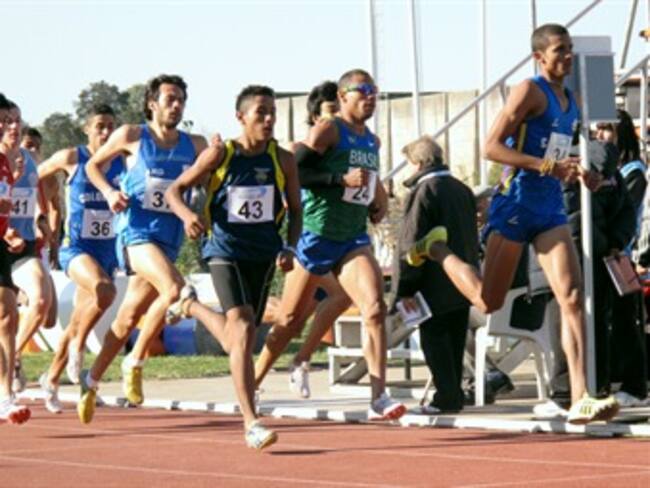 Colombia gana por primera vez los 800 metros en un Suramericano de Atletismo