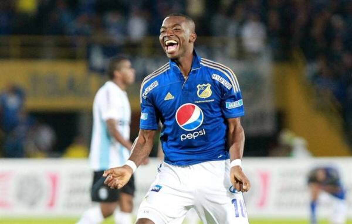 Ya sobre el final y desde el punto penal, Wason repitió y le dio el pase a semifinales al club embajador.