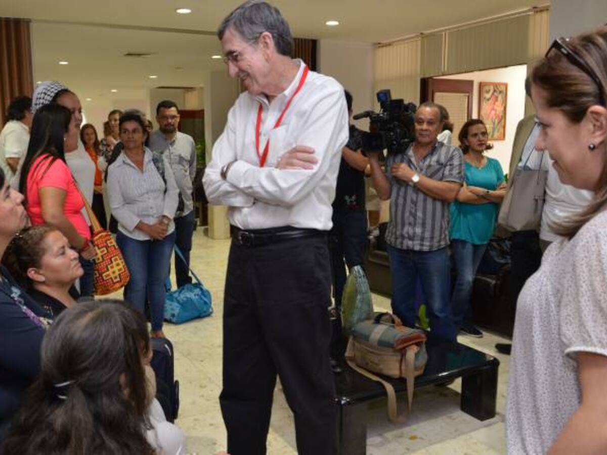 ¿Quiénes son los 10 representantes de las víctimas que viajaron a La Habana?