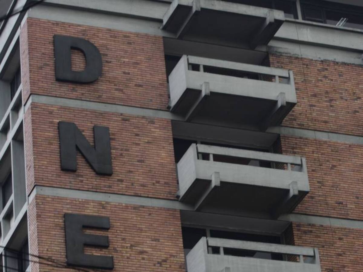 Condenan a exsubdirector jurídico de la extinta DNE por corrupción