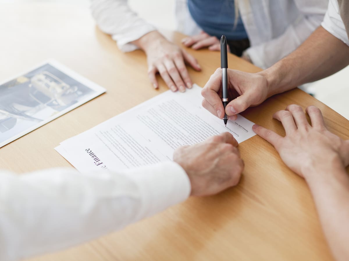 ¿Qué validez tiene una promesa de compraventa? Pasos y costos de este documento