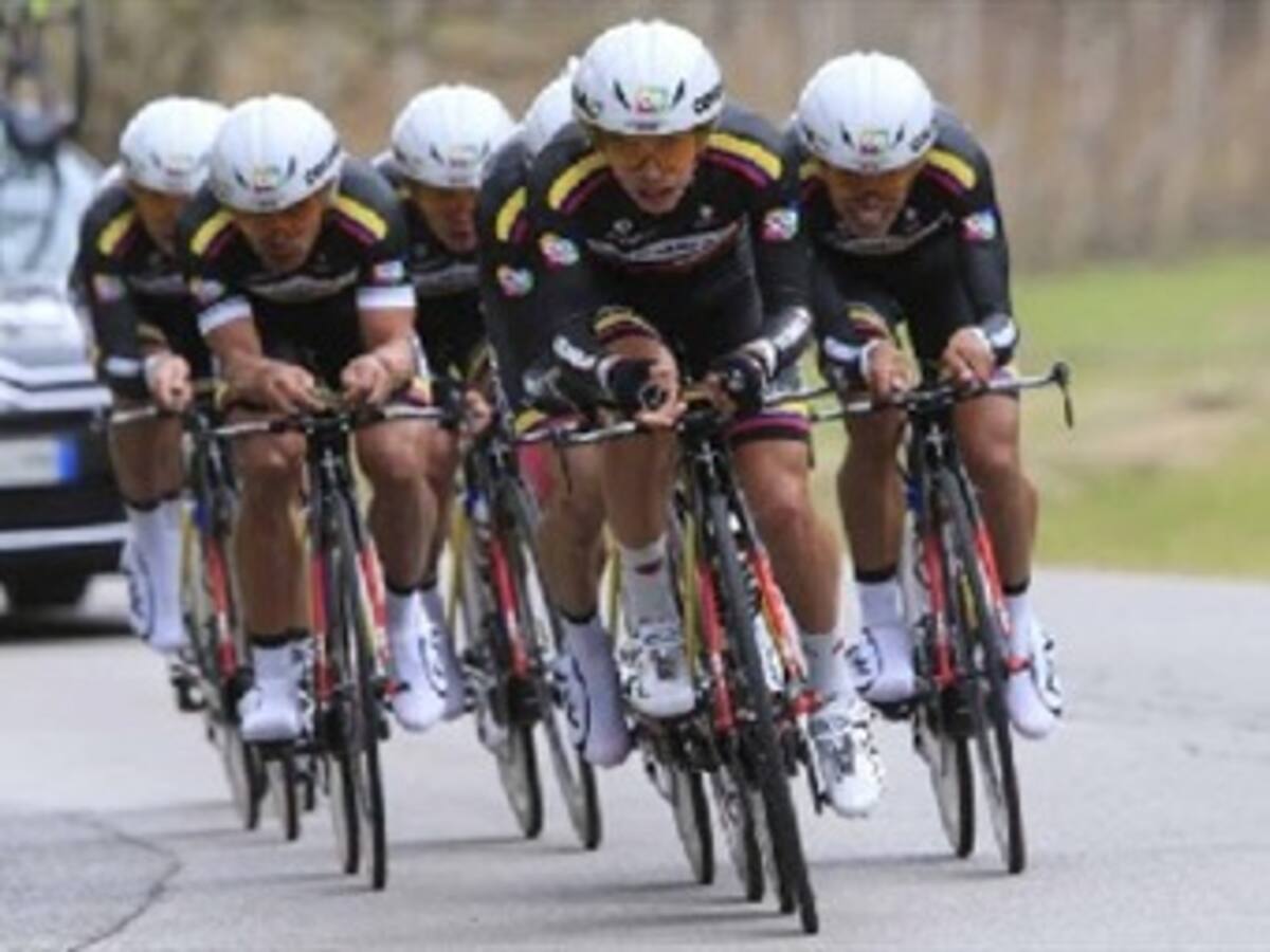 Santos felicitó a los ciclistas colombianos que están en el Giro de Italia