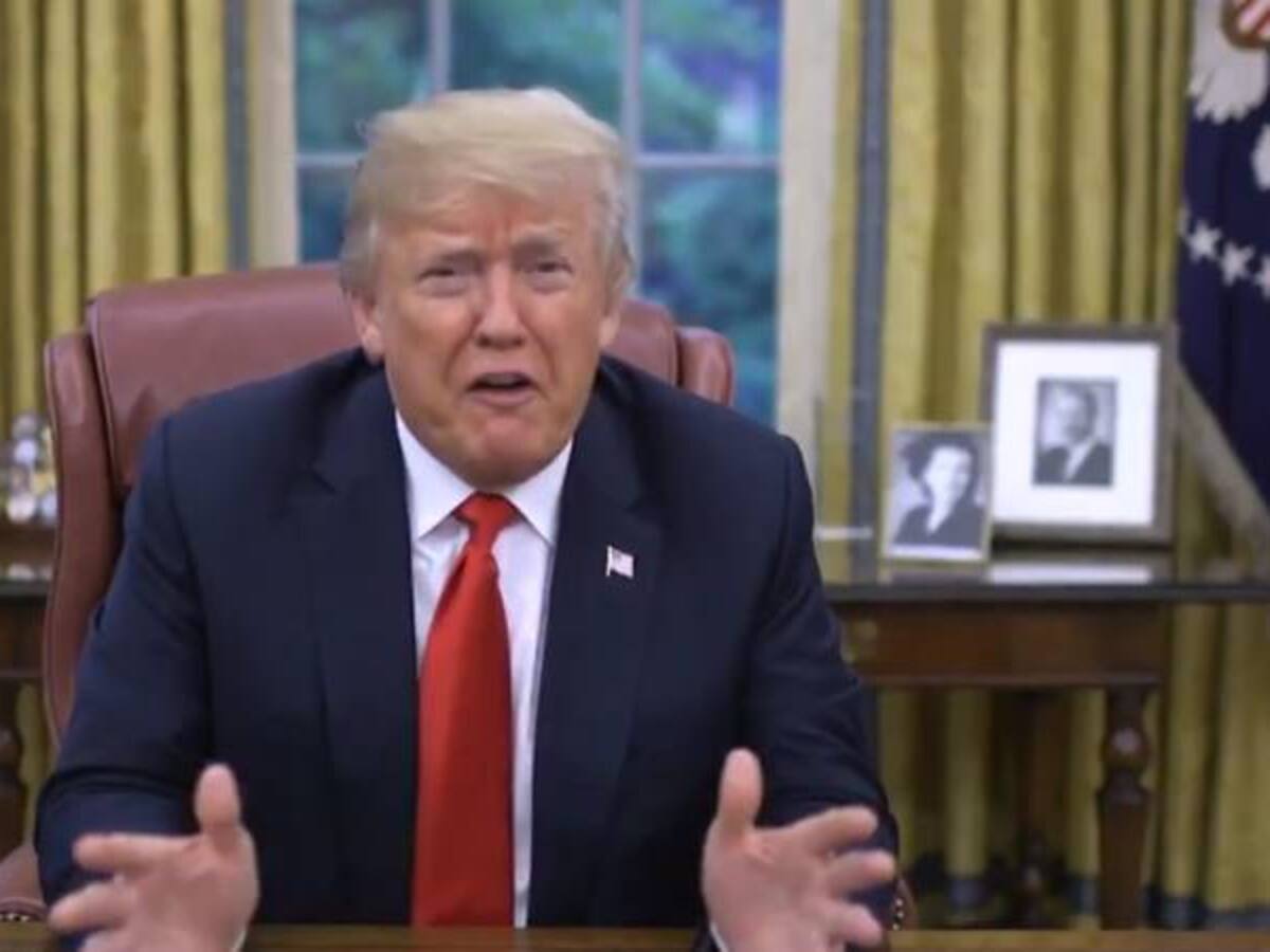 Donald Trump se une a el reto de las redes sociales ¿dice Yanny o Laurel?