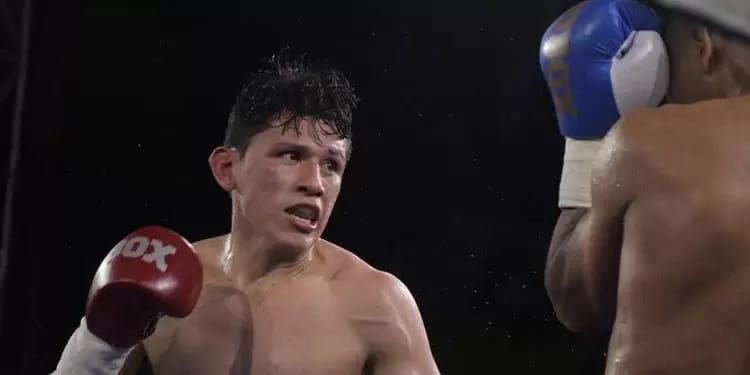 Luis Quiñones estaría en coma inducido, su familia descarta que se trate de muerte cerebral // AFP