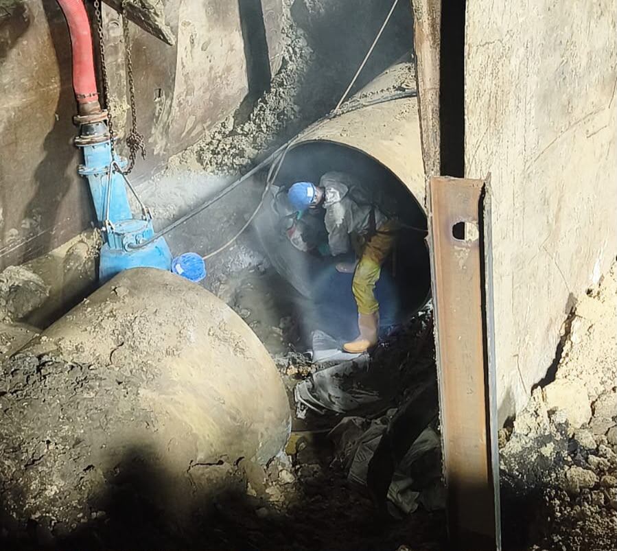 Avanzan los trabajos de mantenimiento. // Aguas de Cartagena