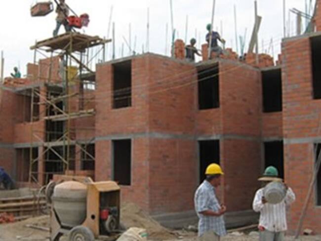 Constructores sancionados no podrán participar en proyectos de vivienda prioritaria: Minvivienda