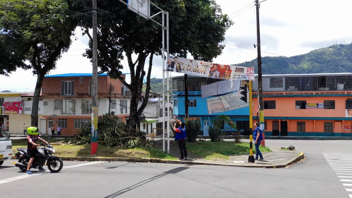 Operativos contra la contaminación visual en Ibagué
