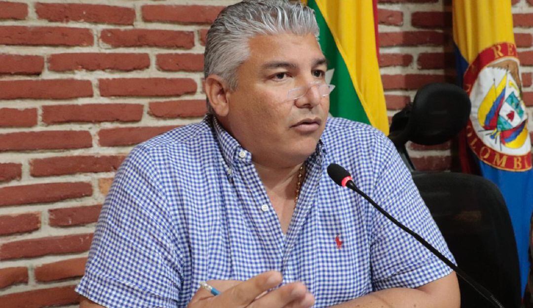 La decisión está relacionada con presuntas irregularidades en el Fondo de Pensiones de la ciudad, entidad que el cabildante dirigió