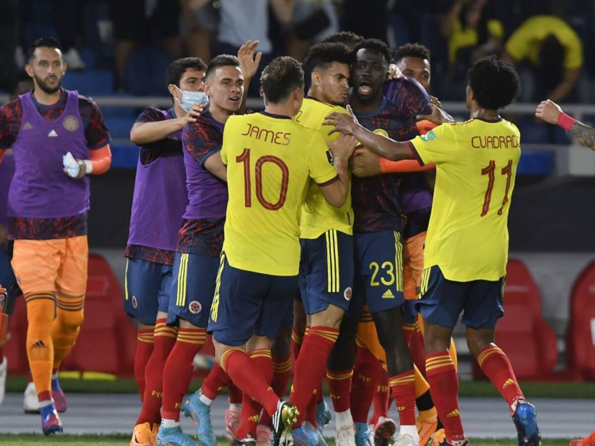 Colombia vuelve al triunfo y sigue aferrado al milagro del Mundial