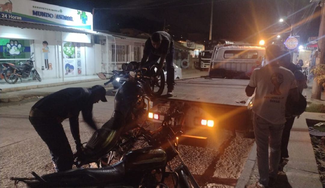 A un hombre se le impuso un comparendo por ser sorprendido orinando un espacio público