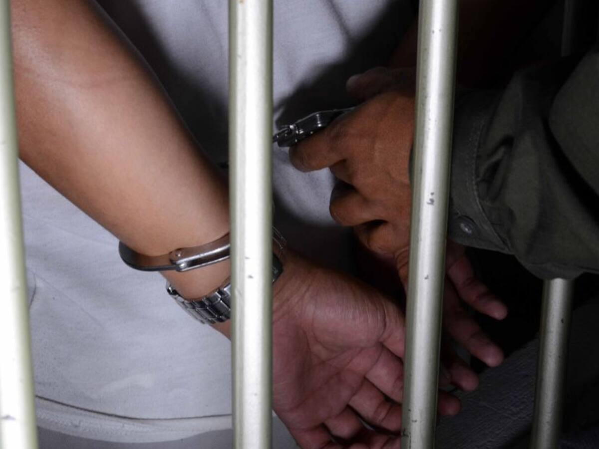 En libertad el joven capturado con supuestos explosivos en la U.de.A