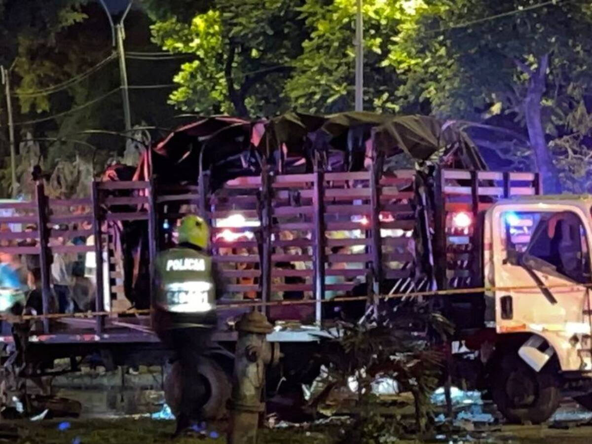 Atentado con explosivos contra un camión con policías al oriente de Cali