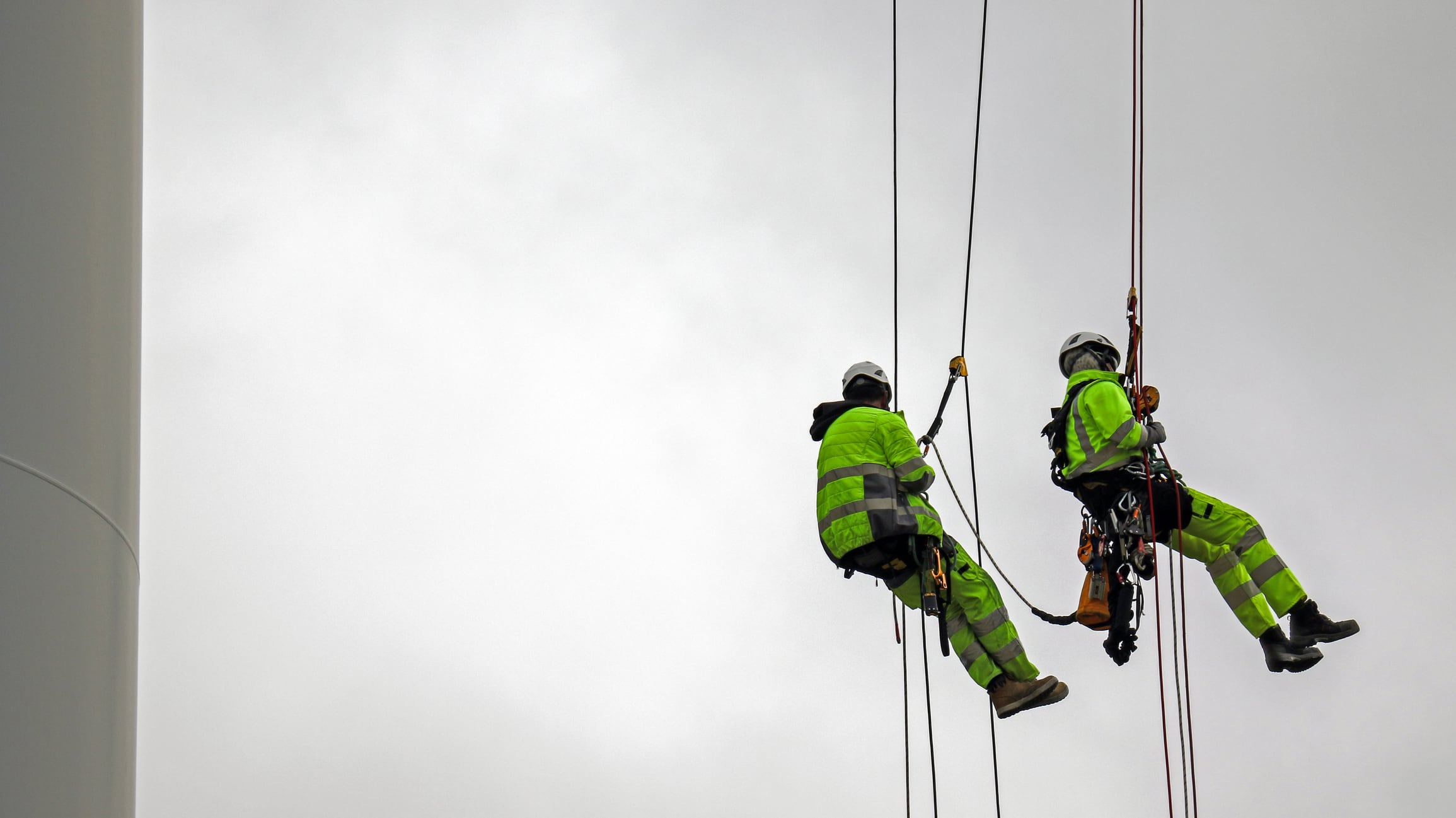 Trabajadores en las alturas. Foto: Getty Images