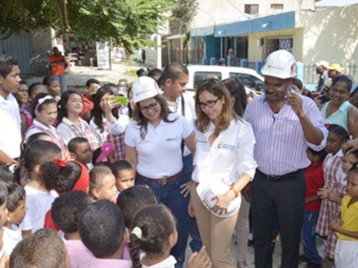 Min Educación beneficiara a Cartagena con mejoramiento de 1.200 aulas