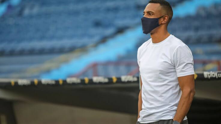 Amaranto: "Sacar un técnico a dos meses de estar trabajando es un error"