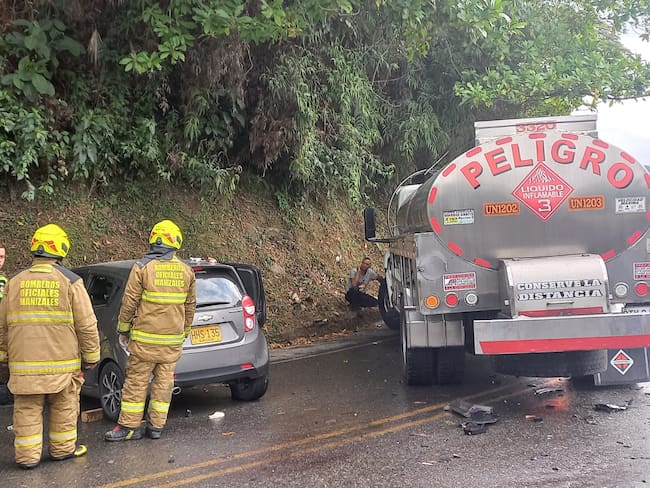 Accidente deja a 4 mujeres lesionadas. Fotografía: Bomberos Manizales