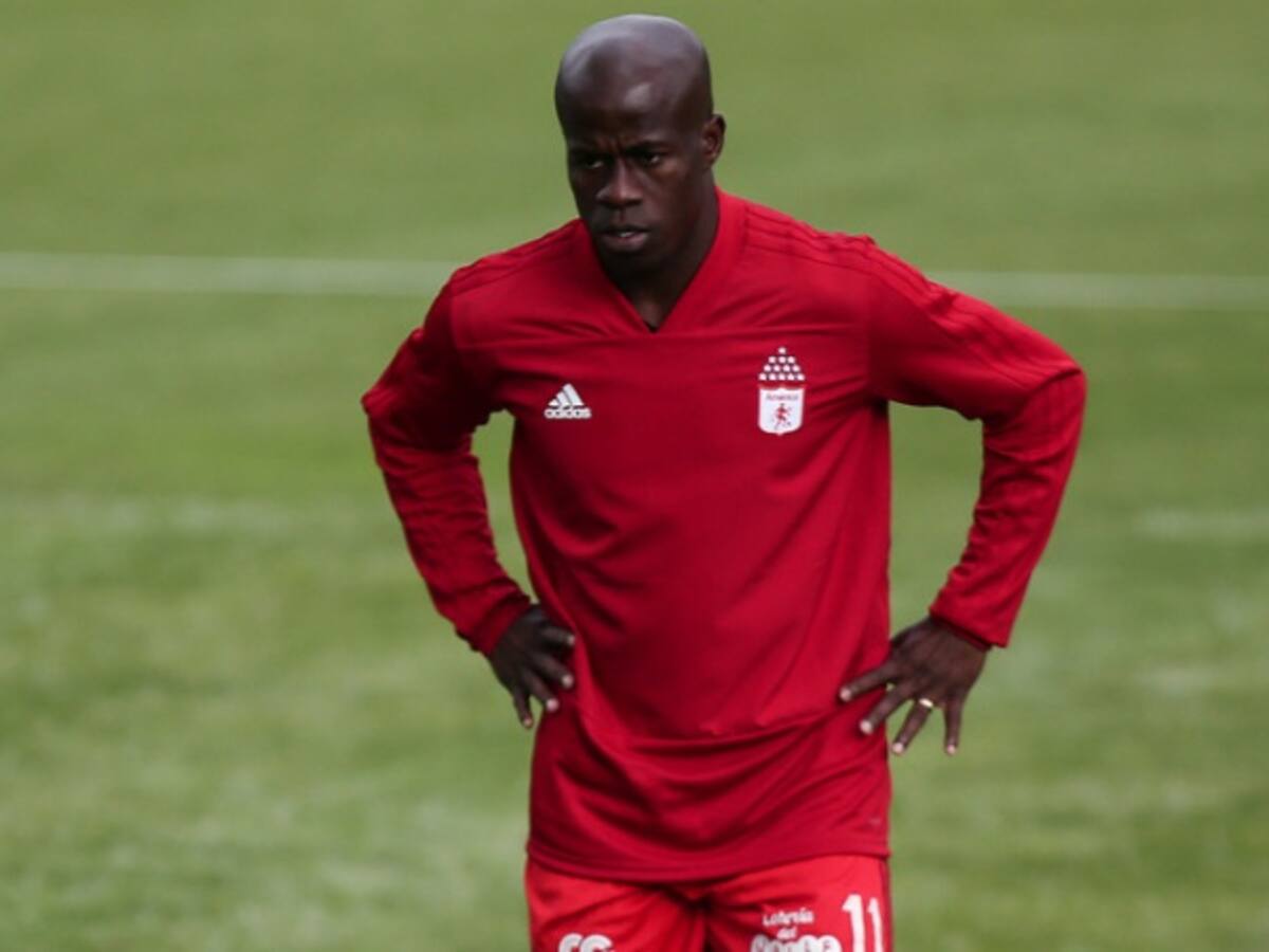 Carmelo Valencia renunció al América de Cali