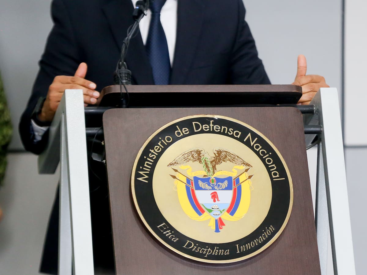 MinDefensa, en nombre de FFMM y Policía, pedirá ser víctima tras audios Clan del Golfo - Gobierno