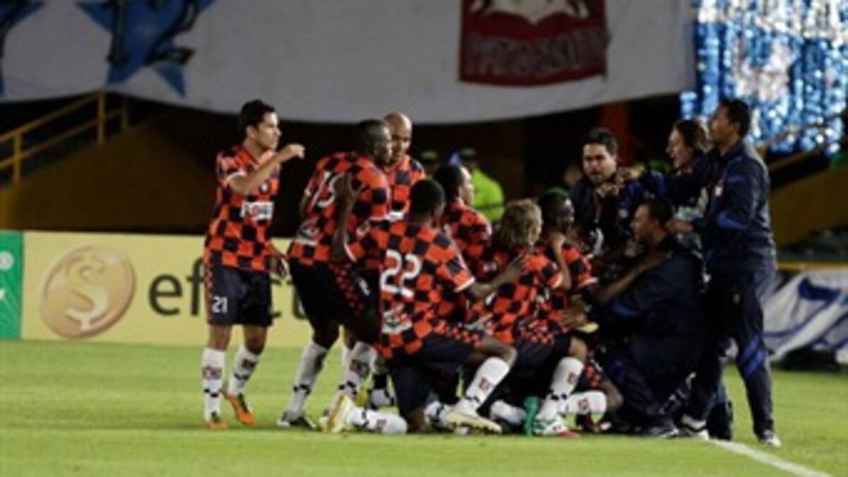 Boyacá Chicó venció a Huila y sigue en carrera por llegar a los primeros ocho del torneo