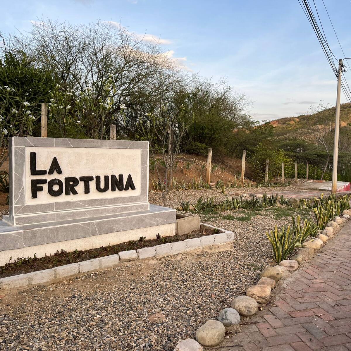 300 familias de La Fortuna en Los Patios, padecen por la falta de suministro de agua potable