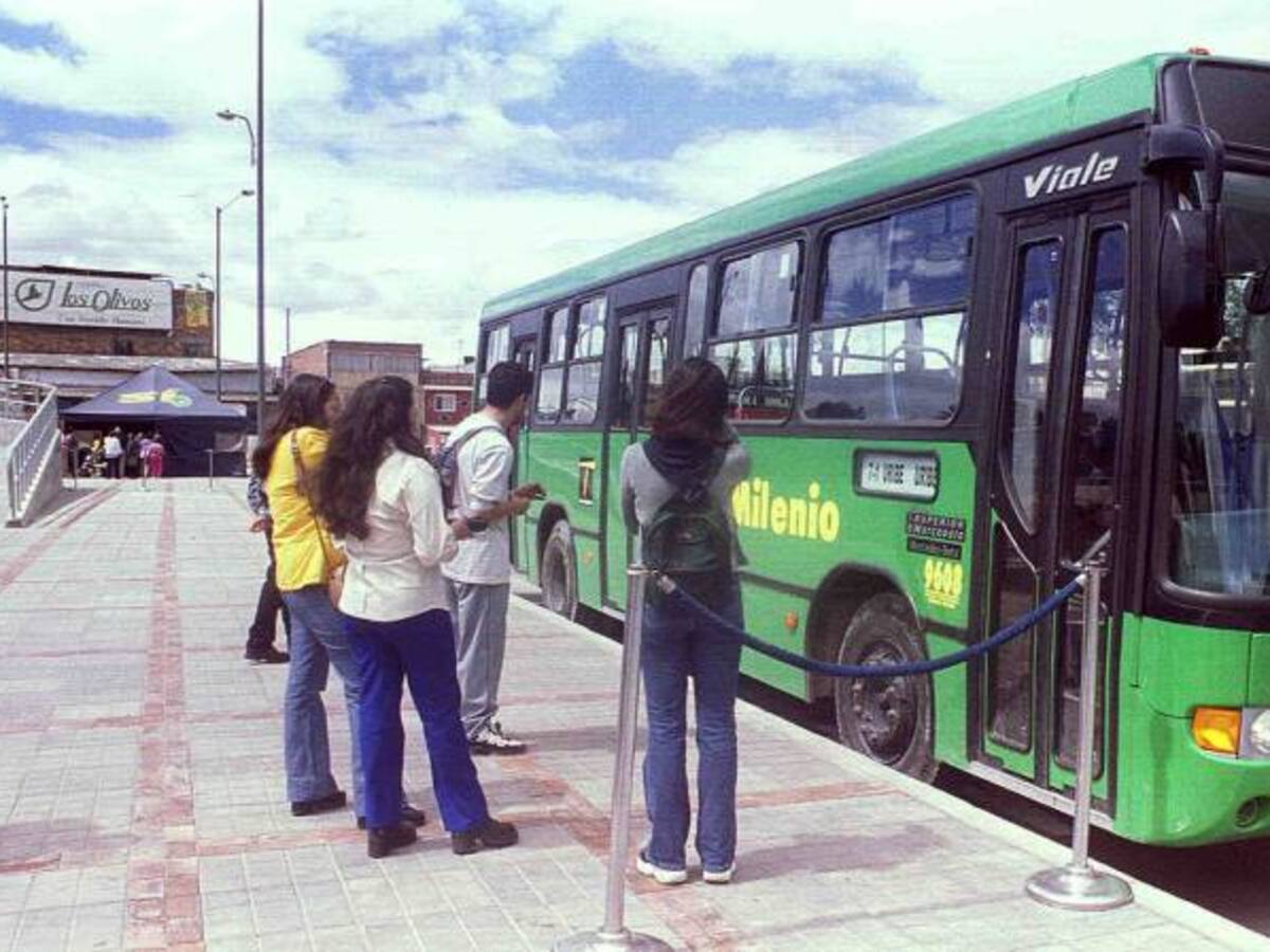 Alcalde de Mosquera pide más rutas hacia Bogotá por la Calle 80