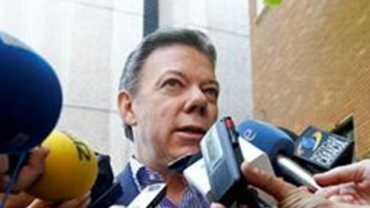 Santos invita a Venezuela a evaluar la presencia de guerrilleros en ese país