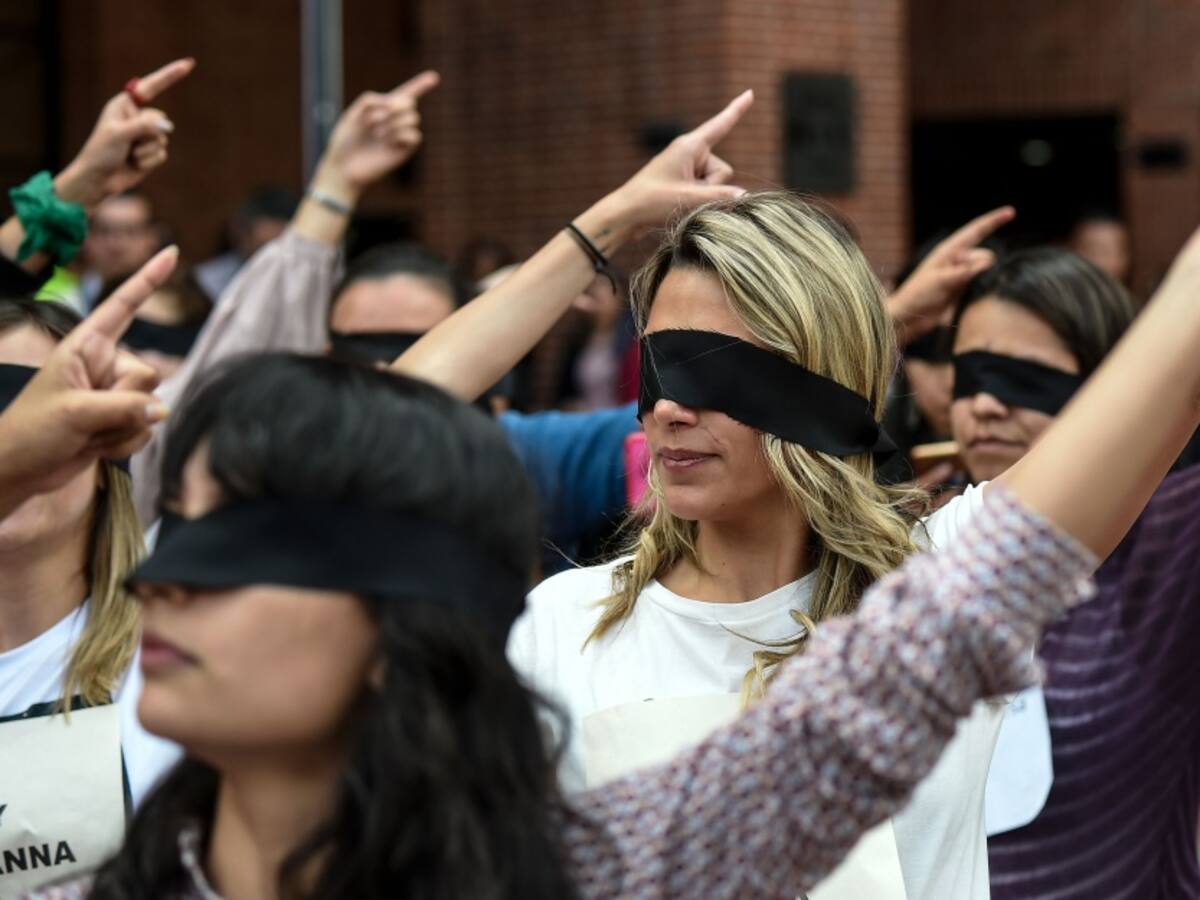 Seis de cada 10 periodistas colombianas han sufrido violencia de género
