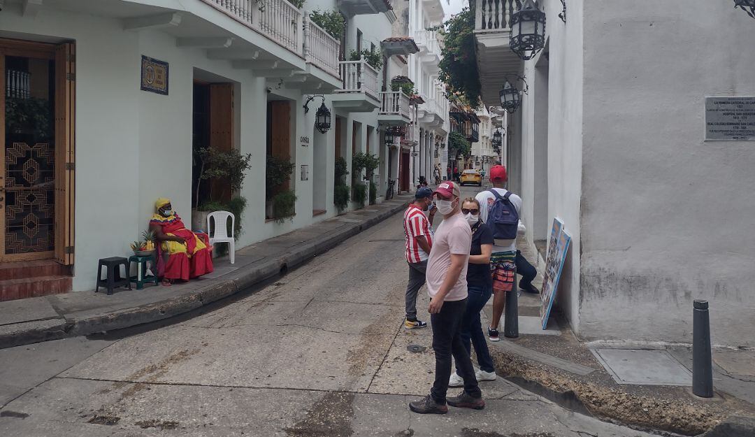 Un informe de la Cámara de Comercio reveló que 425 mil personas tienen empleos informales y de baja calidad en la ciudad